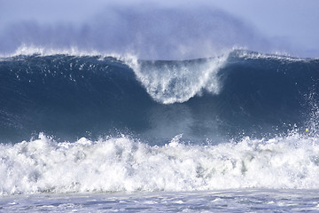 Image showing big waves at bondi beach