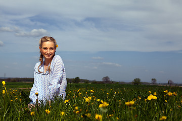 Image showing smiling woman outdoor in summer 