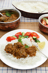 Image showing Madras butter beef meal vertical