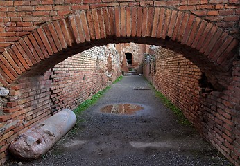 Image showing Ancient Roman brick arch 