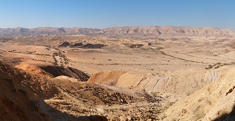 Image showing The Large Crater (Makhtesh Gadol) in Negev desert