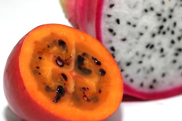 Image showing tamarillos and a pitahaya