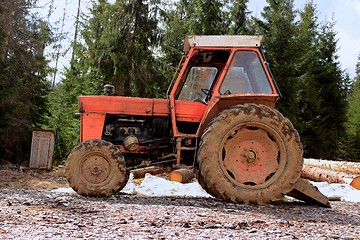 Image showing tractor in the wild