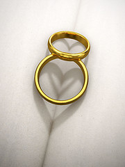 Image showing Wedding rings.