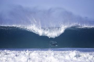 Image showing big waves at bondi beach