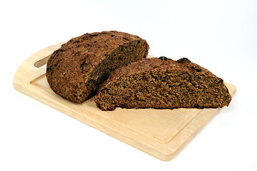 Image showing Brown bread on the board