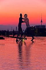 Image showing molecule men berlin skyline