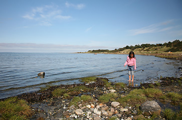 Image showing  child  and water