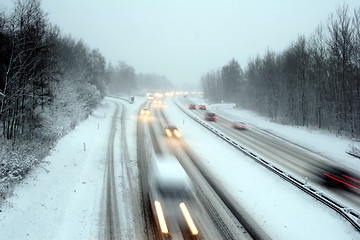 Image showing night traffic in winter