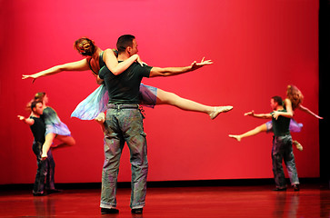 Image showing Modern dancers