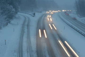 Image showing night traffic in winter