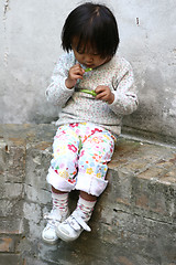 Image showing children eating