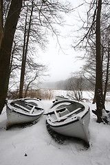 Image showing foggy winter boat