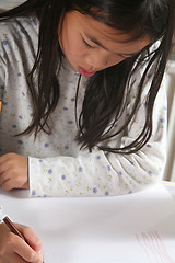 Image showing child  reading