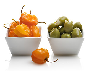 Image showing Yellow Pepper And Olives