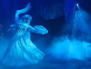 Image showing Blue dancing woman