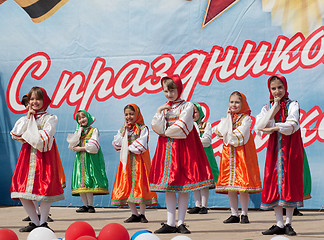 Image showing ensemble of choreography Eroshki