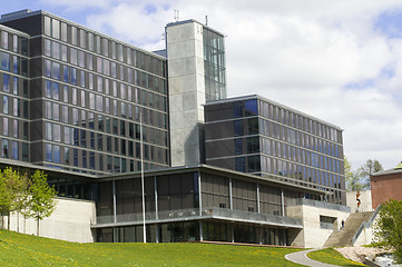 Image showing office building