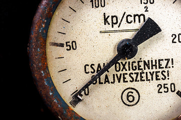 Image showing Old pressure gauge 