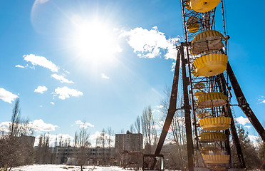 Image showing The Ferris Wheel in Pripyat, Chernobyl 2012 March