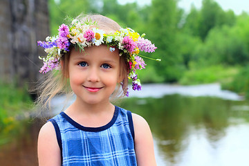 Image showing girl in the wreath