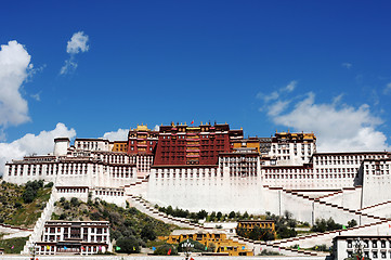 Image showing Landmark of the famous Potala Palace in Lhasa Tibet