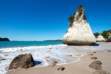 Image showing Cliff at Cathedral Cove