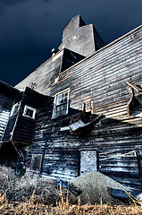 Image showing Old Grain Elevator