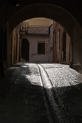 Image showing small Italian courtyard