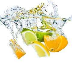 Image showing citrus fruit splashing