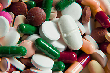 Image showing various pills