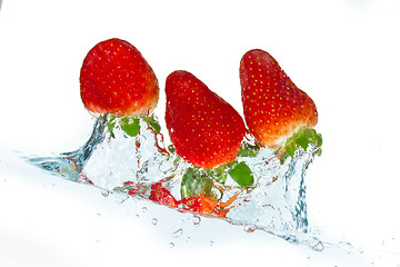 Image showing strawberry in the water