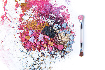 Image showing crushed eyeshadow