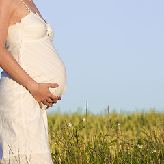 Image showing pregnant woman