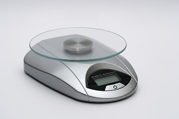 Image showing Silver kitchen scale