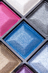 Image showing compact eyeshadows