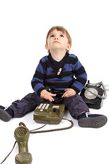 Image showing child in a call center