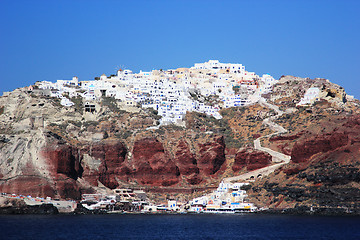 Image showing Overview on Oia