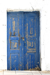 Image showing Old door in Santorini