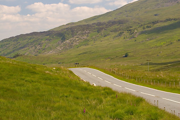 Image showing Mountain road