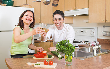 Image showing couple in the kitchen