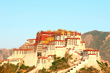 Image showing Landmark of the famous Potala Palace in Lhasa Tibet