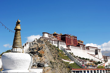 Image showing Landmark of the famous Potala Palace in Lhasa Tibet