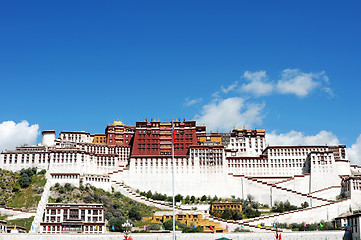 Image showing Landmark of the famous Potala Palace in Lhasa Tibet