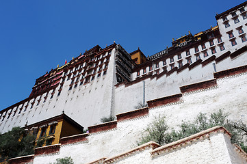 Image showing Landmark of the famous Potala Palace in Lhasa Tibet