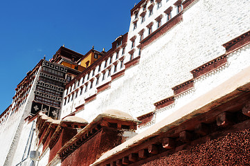 Image showing Landmark of the famous Potala Palace in Lhasa Tibet