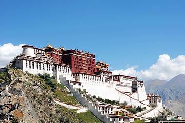 Image showing Landmark of the famous Potala Palace in Lhasa Tibet