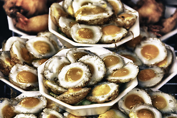 Image showing Fried Eggs exposed inside a Thai Market