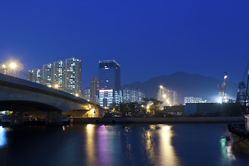Image showing Bridge in city downtown at night