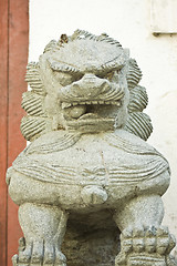 Image showing Chinese lion statue